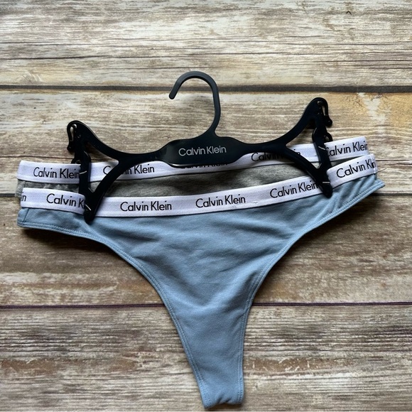New Calvin Klein Cotton Thong Panties set of 2 - Picture 1 of 7